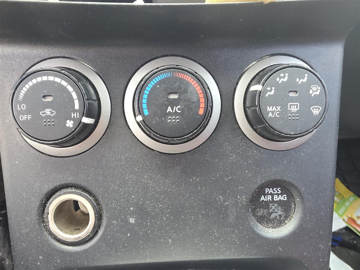 Used OEM AC Heater Temperature Climate Control Unit from 2013 Nissan Rogue
