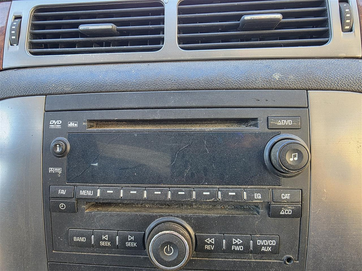 Used OEM Radio Stereo Audio Head Unit from 2007 GMC