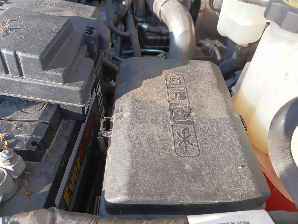 Used OEM Engine Bay Fuse Box Relay Panel from 2023 GMC Sierra Denali 2500