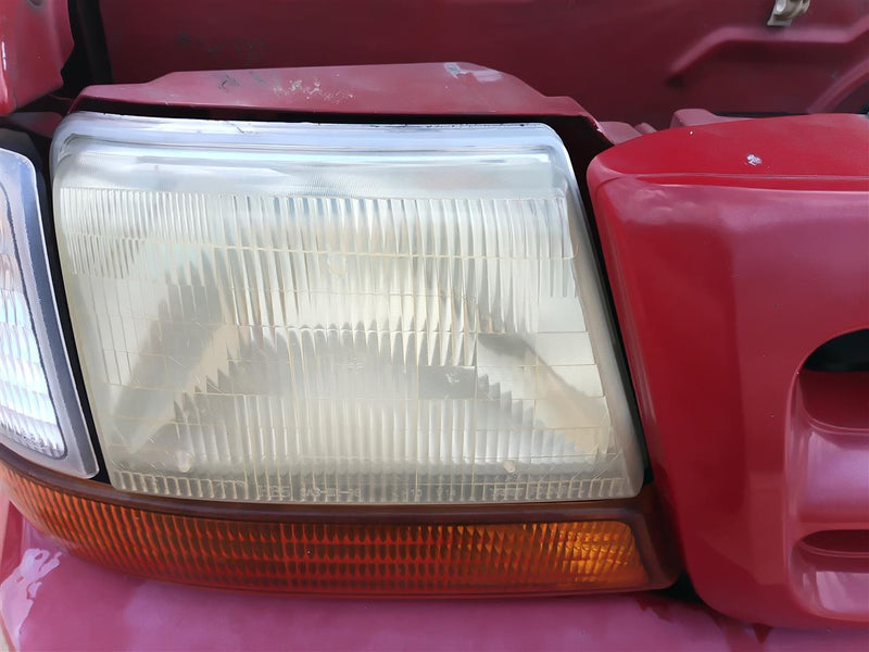 Used OEM Passenger Side Right Headlight Headlamp Assembly from 2000 Ford Ranger