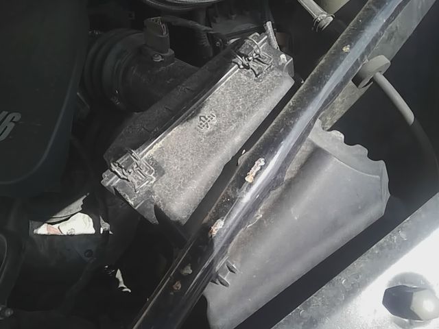 2010 2011 Chevrolet Impala Air Cleaner Intake Filter Box 6 Cylinder
