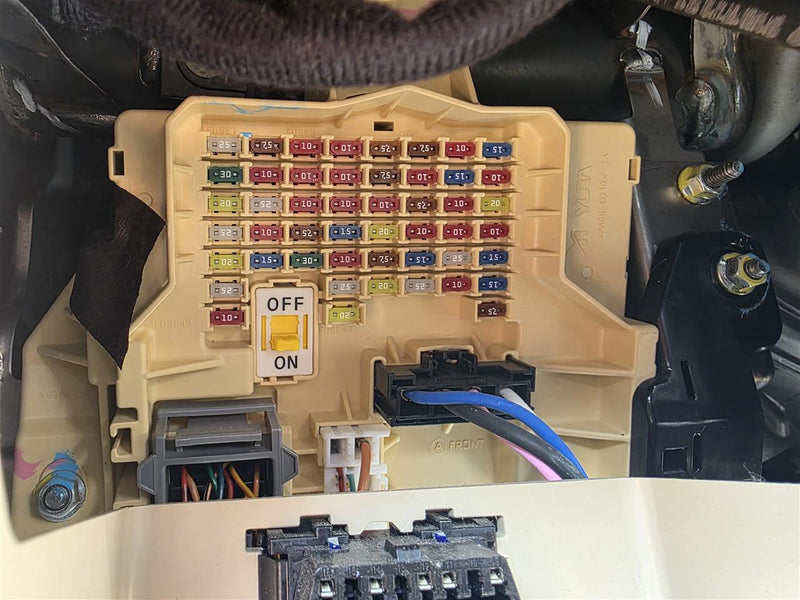 Used OEM Cabin Interior Fuse Box Relay Panel from 2017 Hyundai Sonata