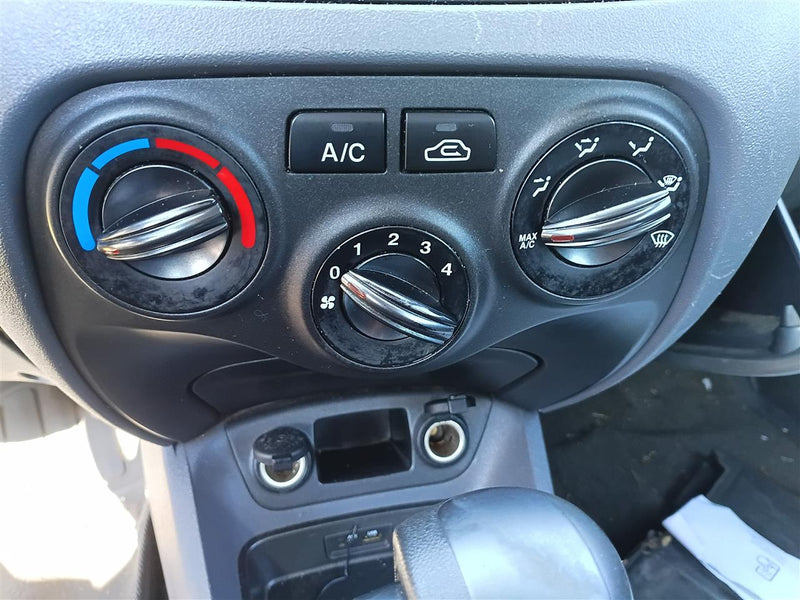 Used OEM AC Heater Temperature Climate Control Unit from 2011 Kia Rio