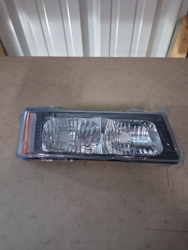 Used OEM Passenger Side Right Front Lamp