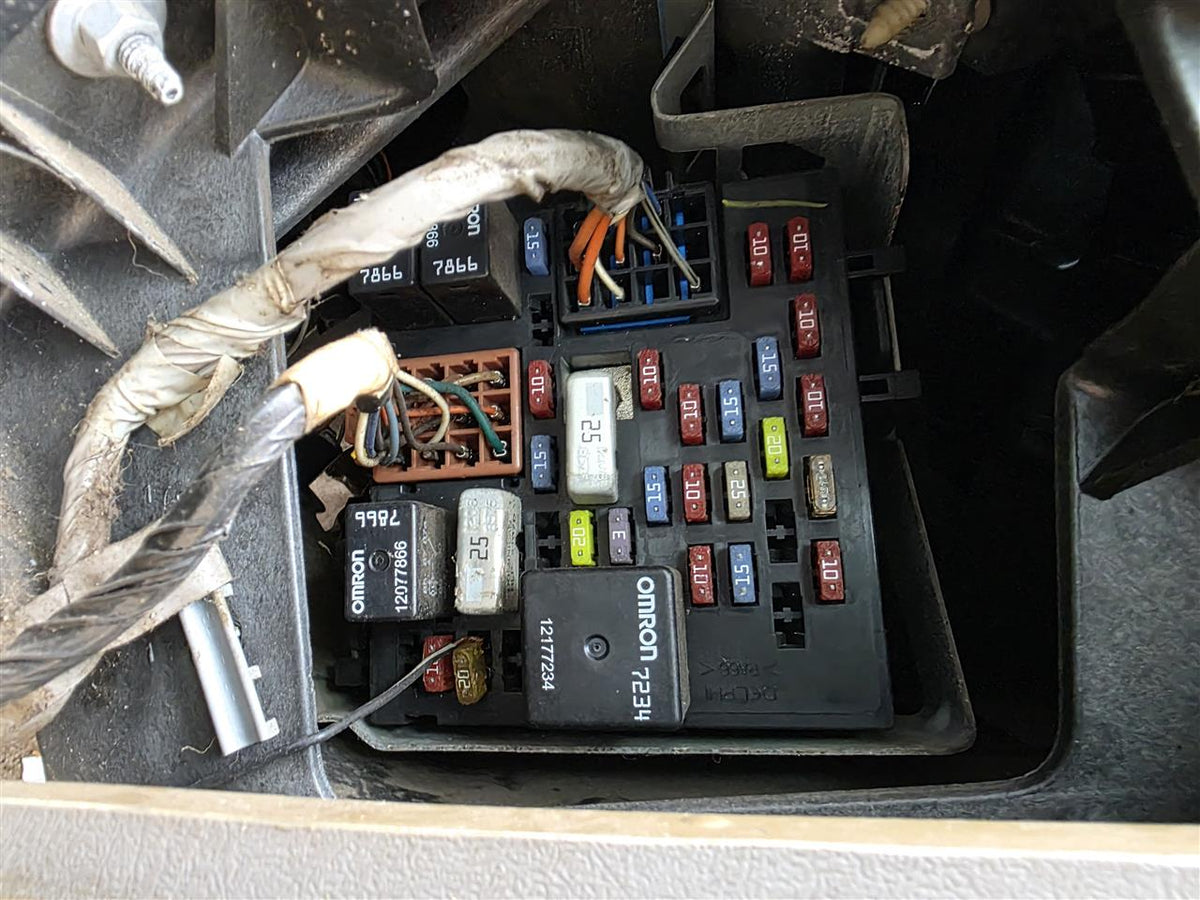 Used OEM Cabin Interior Fuse Box Relay Panel from 2002 Chevrolet Suburban 1500