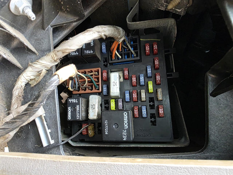 Used OEM Cabin Interior Fuse Box Relay Panel from 2002 Chevrolet Suburban 1500