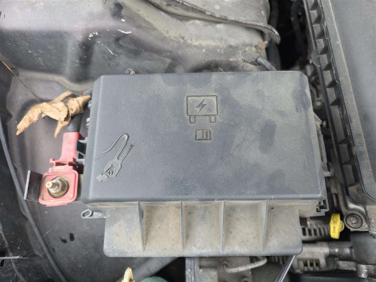 Used OEM Engine Bay Fuse Box Relay Panel from 2005 Chrysler 300