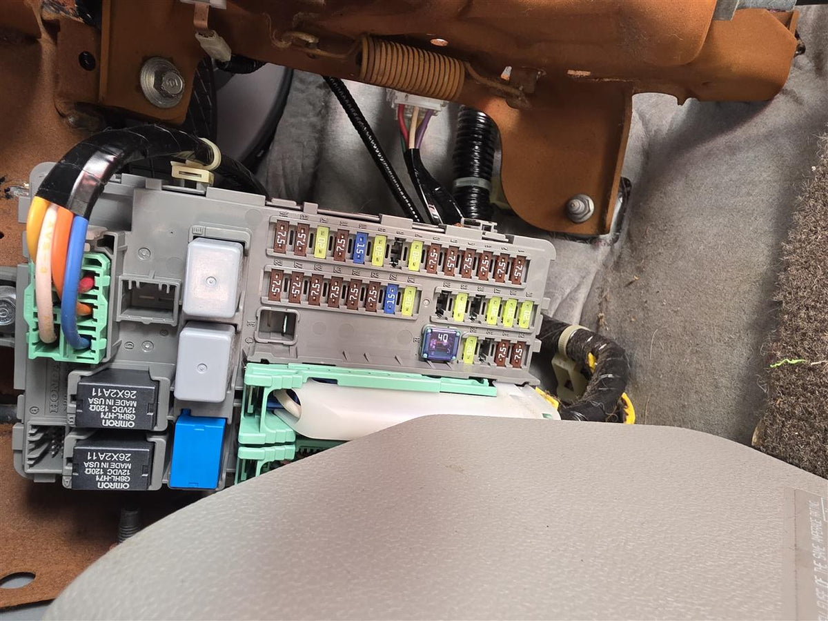 Used OEM Cabin Interior Fuse Box Relay Panel from 2013 Honda Odyssey