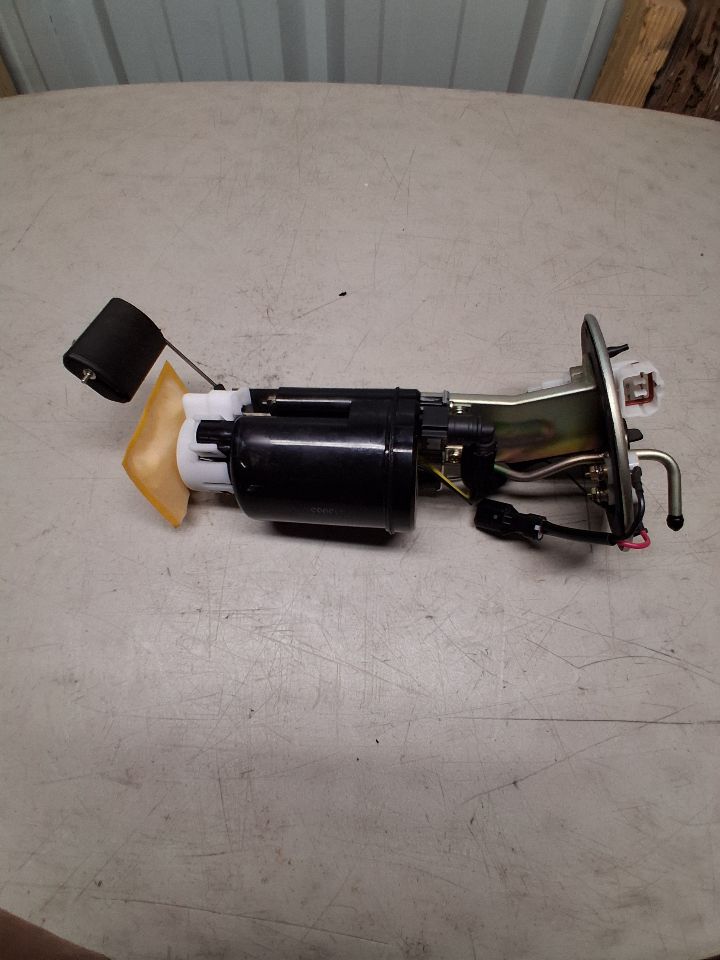 Used OEM Fuel Pump from 2003 Hyundai Sonata