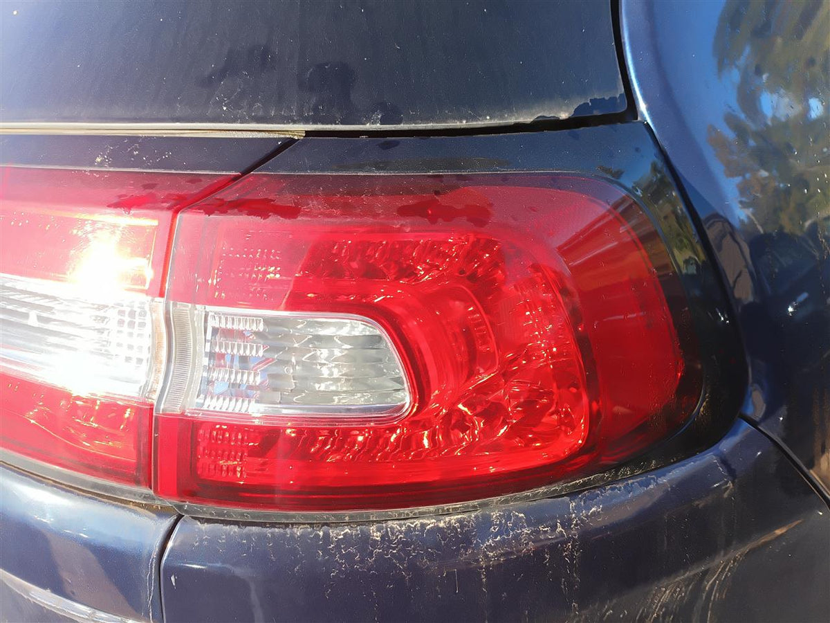 Used OEM Passenger Side Right Tail Light Lamp Assembly from 2016 Jeep Cherokee