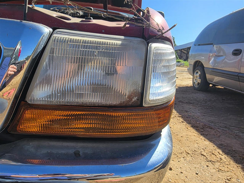 Used OEM Driver Side Left Front Lamp from 1999 Ford Ranger