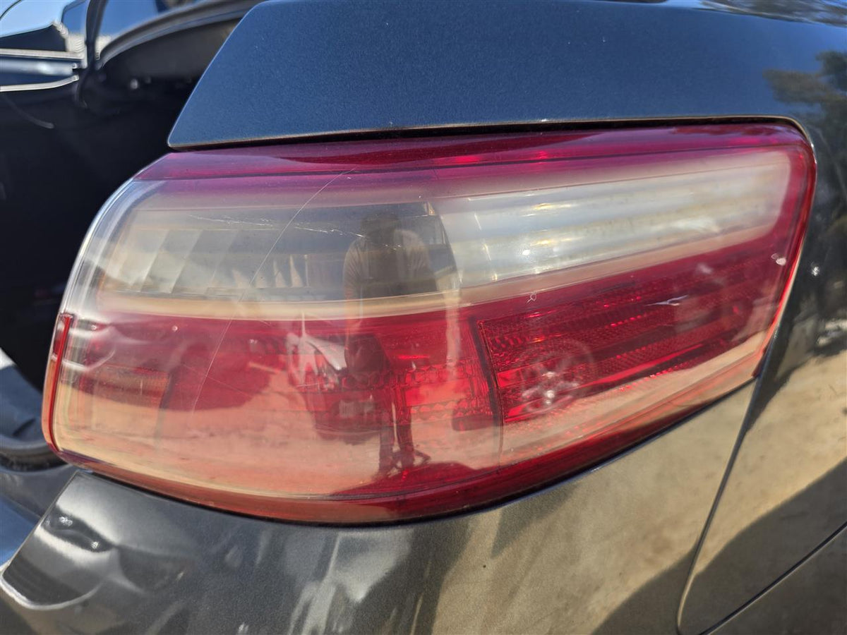 Used OEM Passenger Side Right Tail Light Lamp Assembly from 2007 Toyota