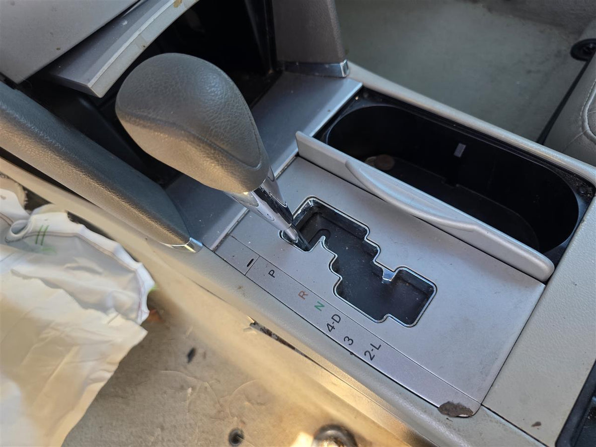 Used OEM Transmission Gear Shifter Assembly from 2007 Toyota