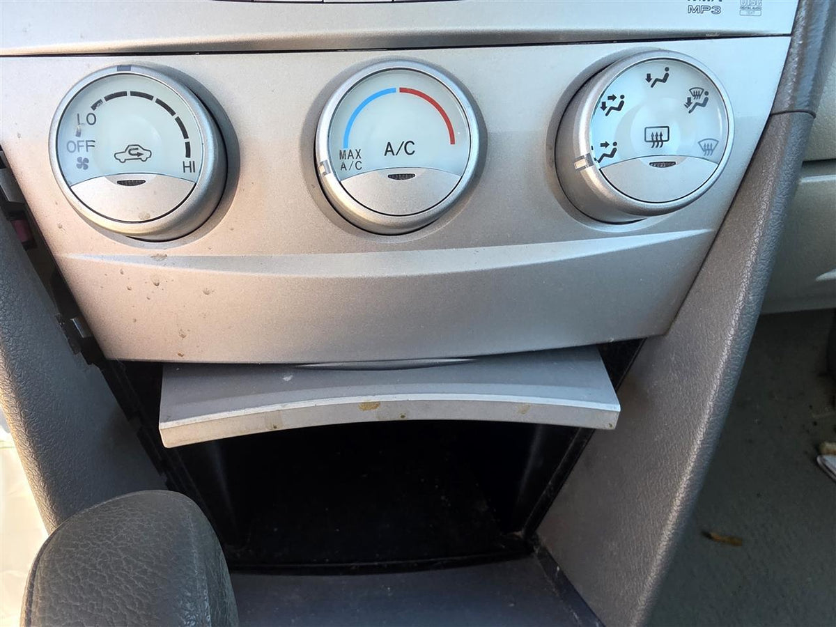 Used OEM AC Heater Temperature Climate Control Unit from 2007 Toyota