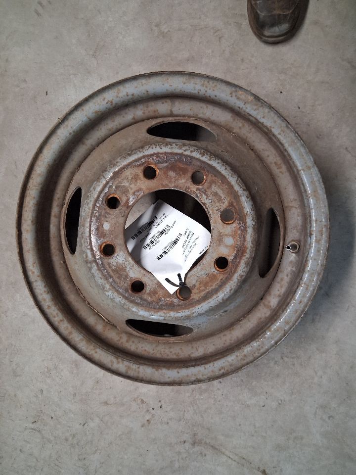 Used OEM Wheel Rim from 2000 Chevrolet Van
