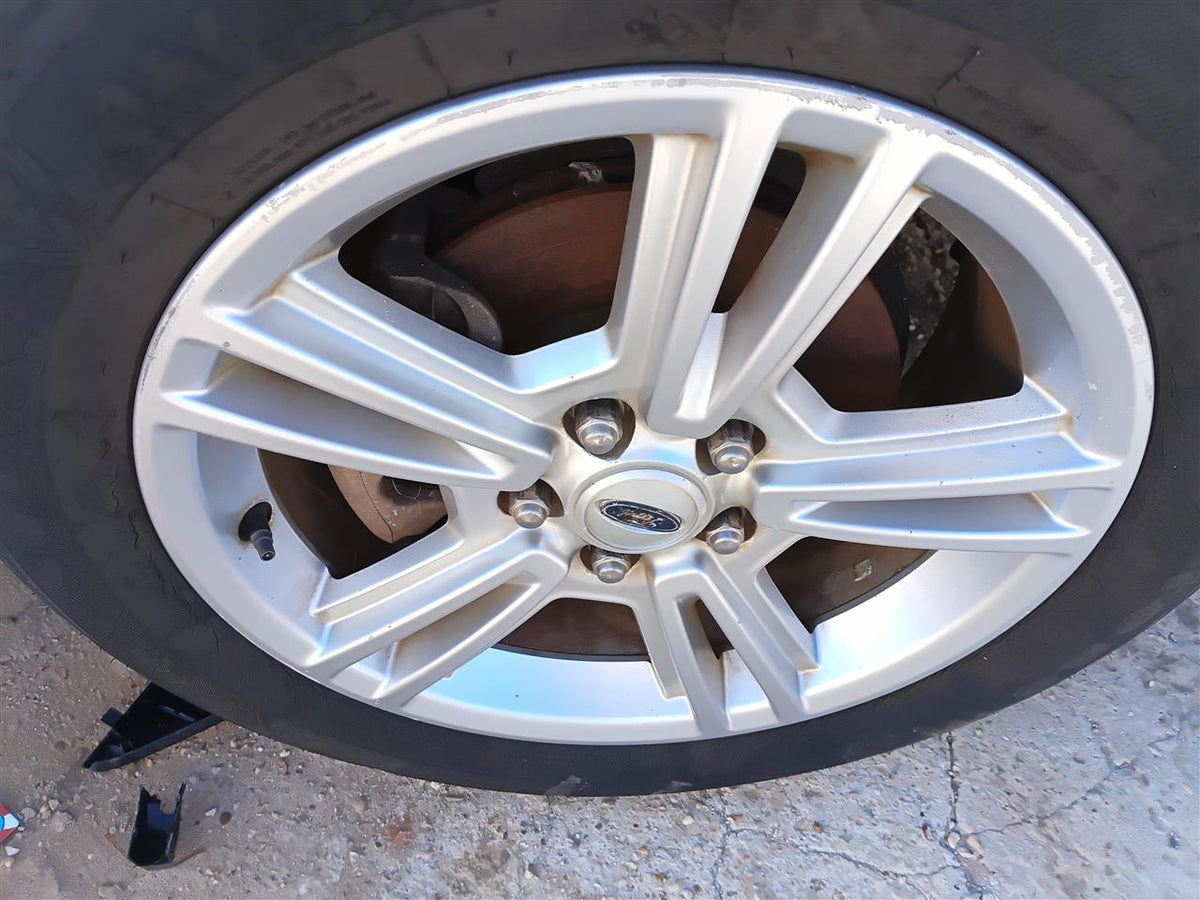 Used OEM Wheel Rim from 2010 Ford Mustang