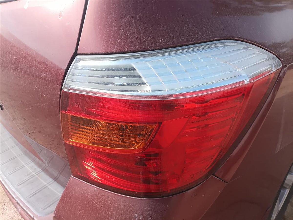Used OEM Passenger Side Right Tail Light Lamp Assembly from 2009 Toyota Highlander