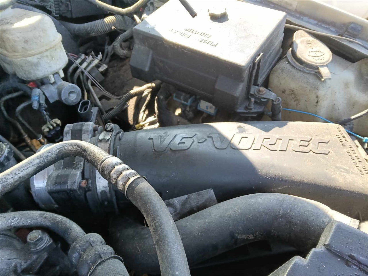 1996 thru 2005 Chevrolet Blazer S10 Jimmy S15, GMC S10 S15 Sonoma, Oldsmobile Bravada, GMC Envoy Air Cleaner Intake Filter
