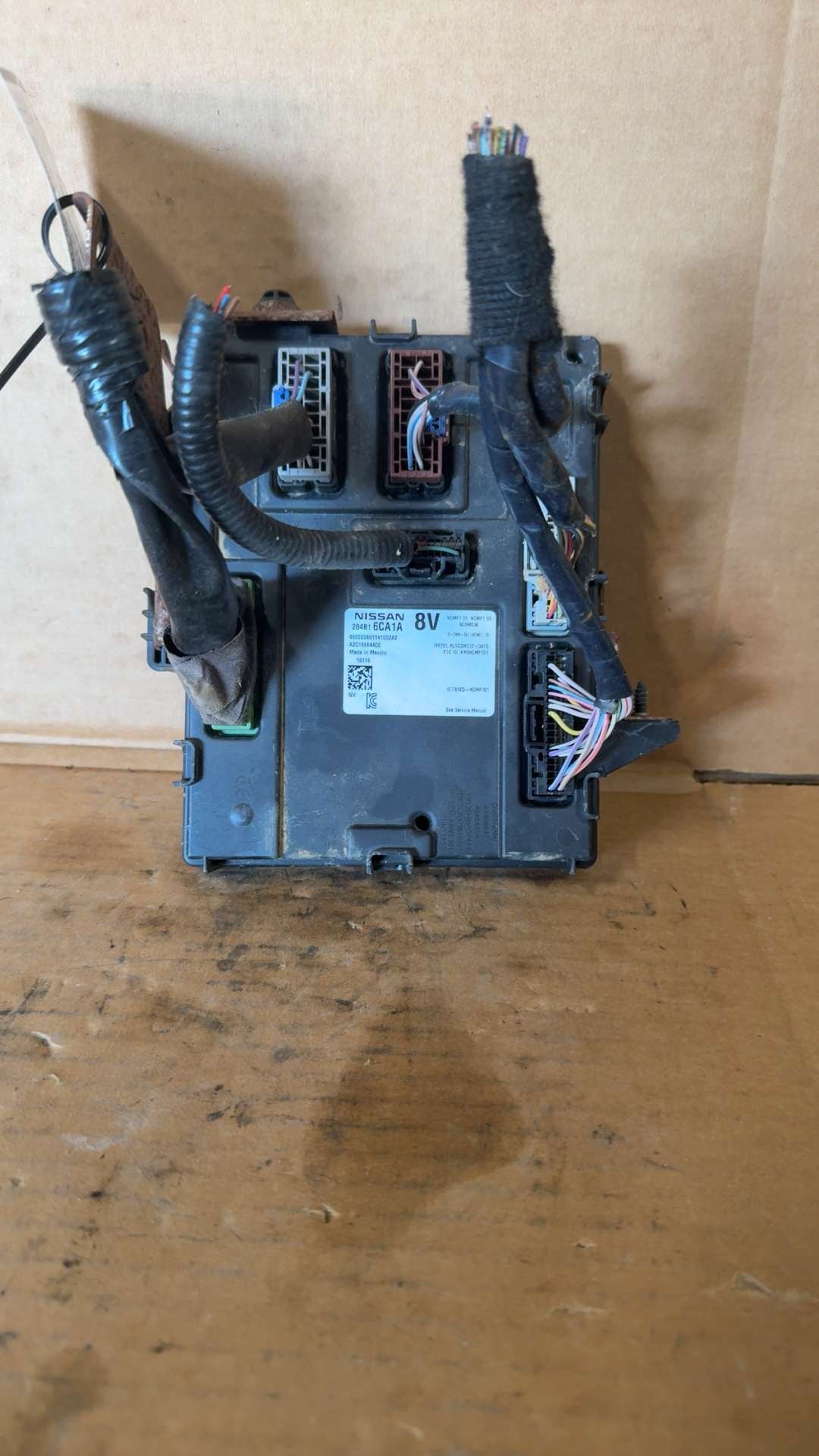 2019 Nissan Altima Chassis Cont MOD Body Control BCM LH dash