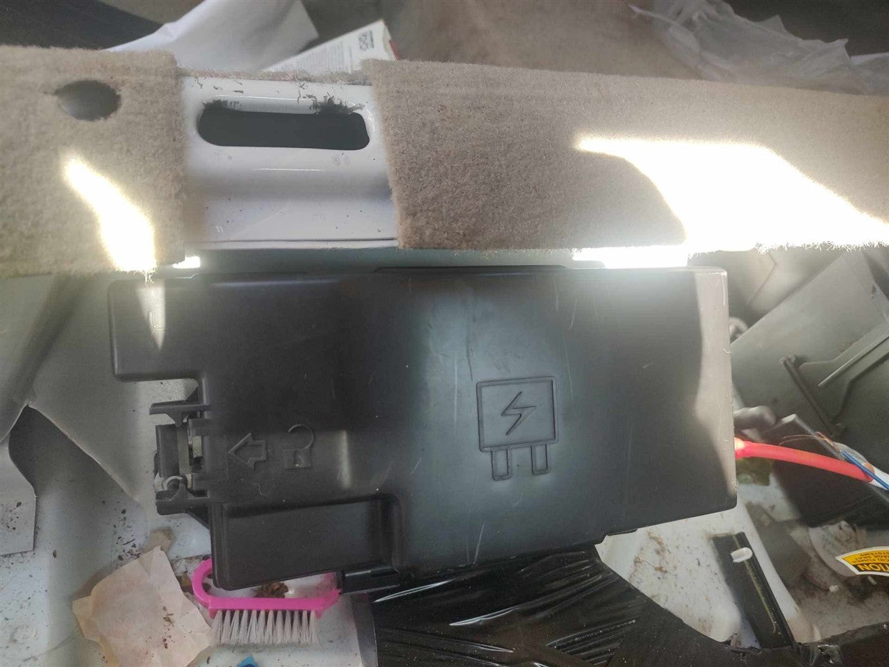 2007 Buick Lucerne Cabin Interior Fuse Box Relay Panel