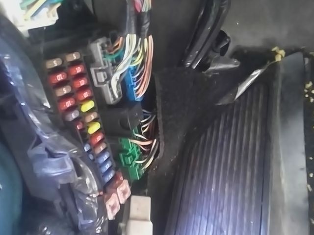 2003 Ford Escape Cabin Interior Fuse Box Relay Panel