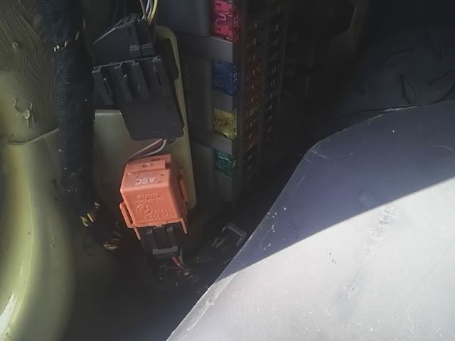 2006 Mini Cooper Cabin Interior Fuse Box Relay Panel
