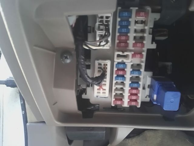 2003 Nissan Altima Cabin Interior Fuse Box Relay Panel