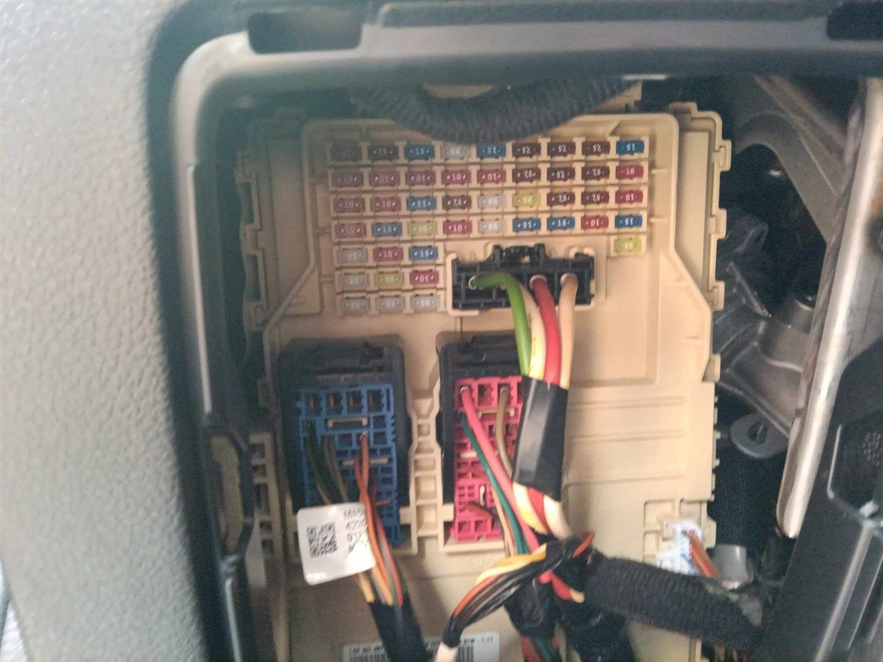 2020 KIA Forte Cabin Interior Fuse Box Relay Panel