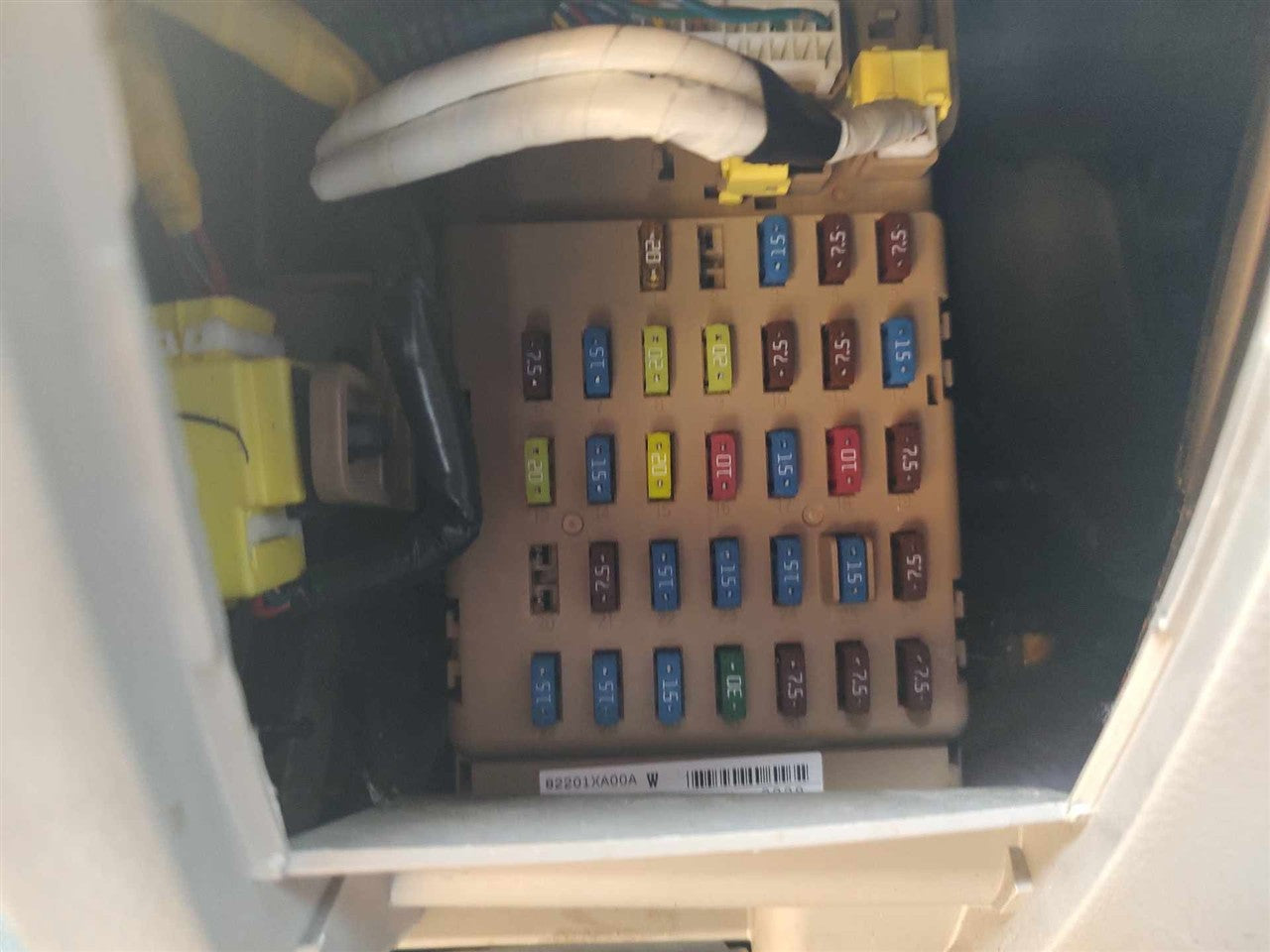 2006 Subaru Tribeca Cabin Interior Fuse Box Relay Panel