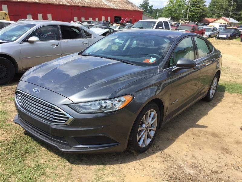 Donor vehicle 2017 Ford Fusion (Stock #207739)