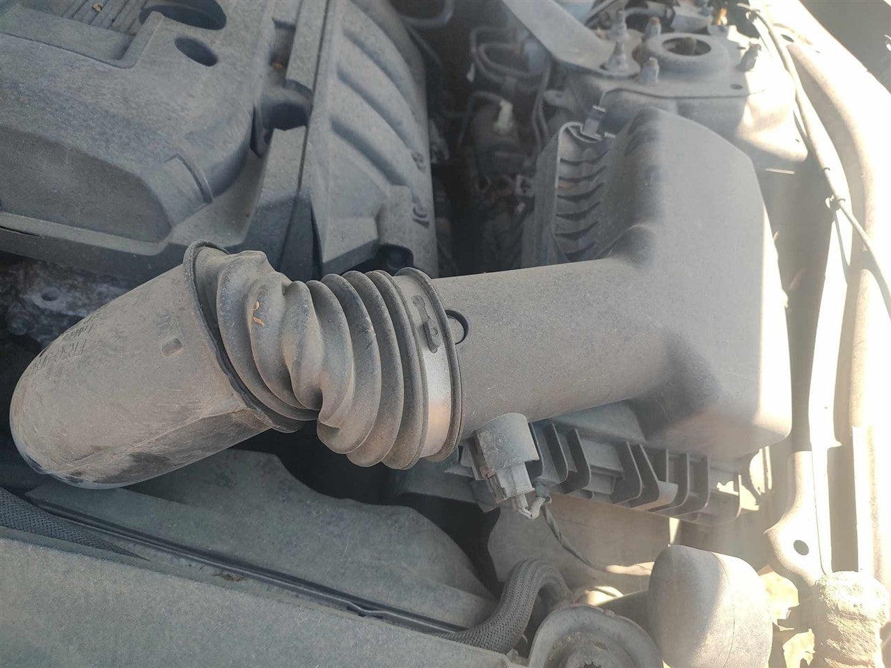 2015 2016 2017 Ford Mustang Air Cleaner Intake Filter Box 2.3L turbo