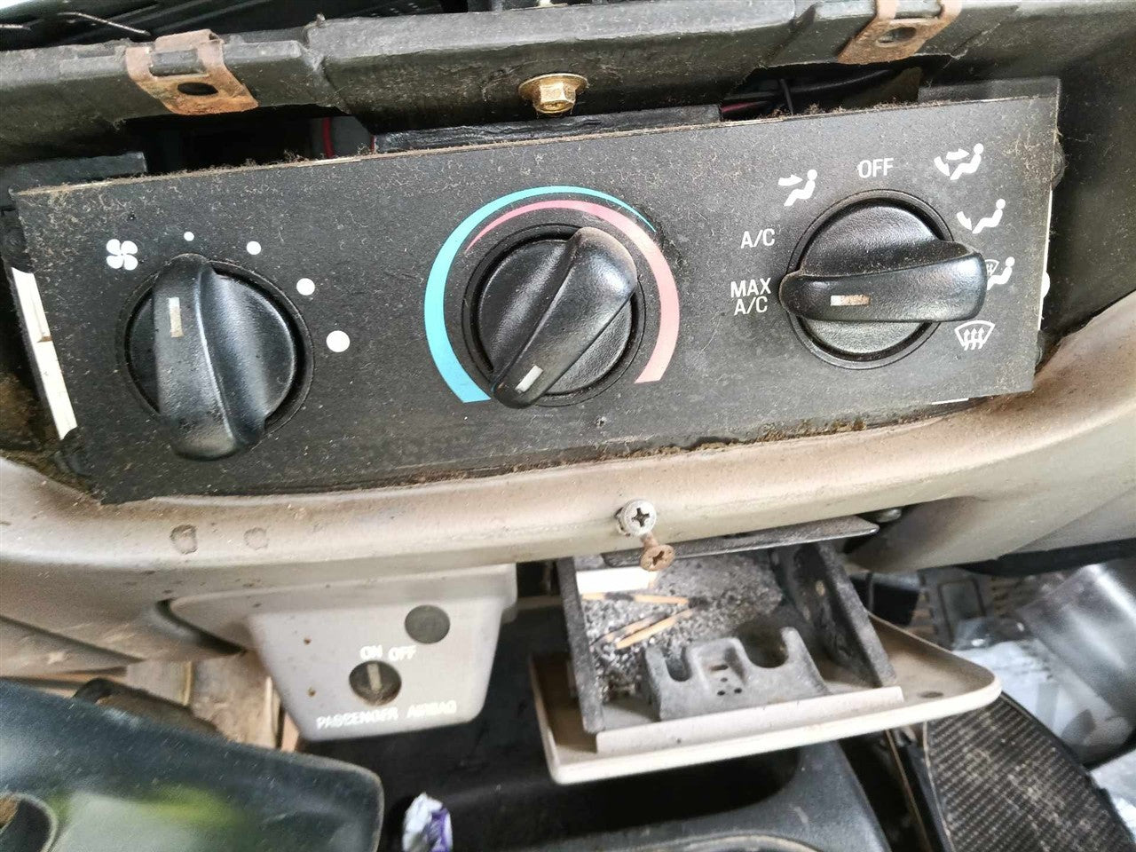 Donor vehicle 1998 Ford Ranger (Stock #251244)
