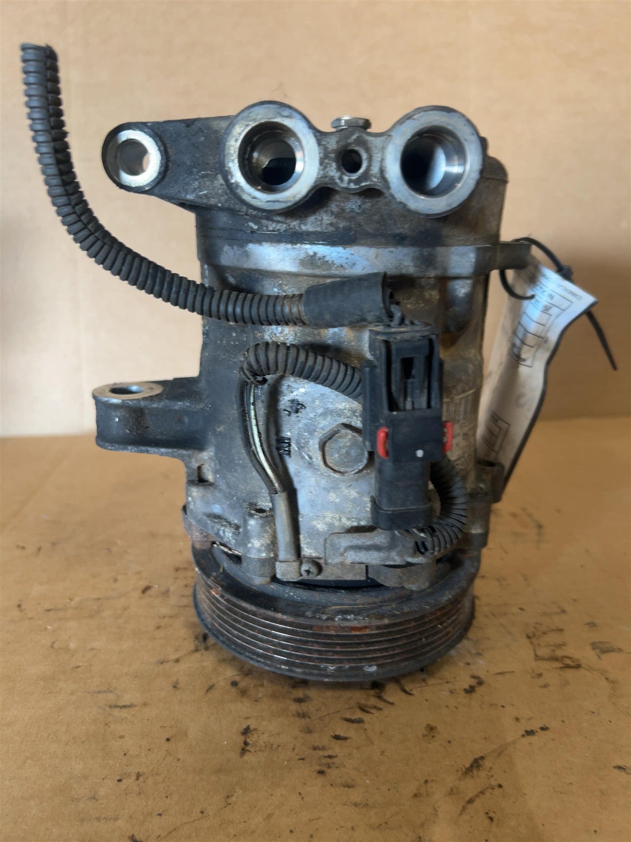 2002 2003 Dodge Durango AC Air Conditioning Compressor 4.7L without rear