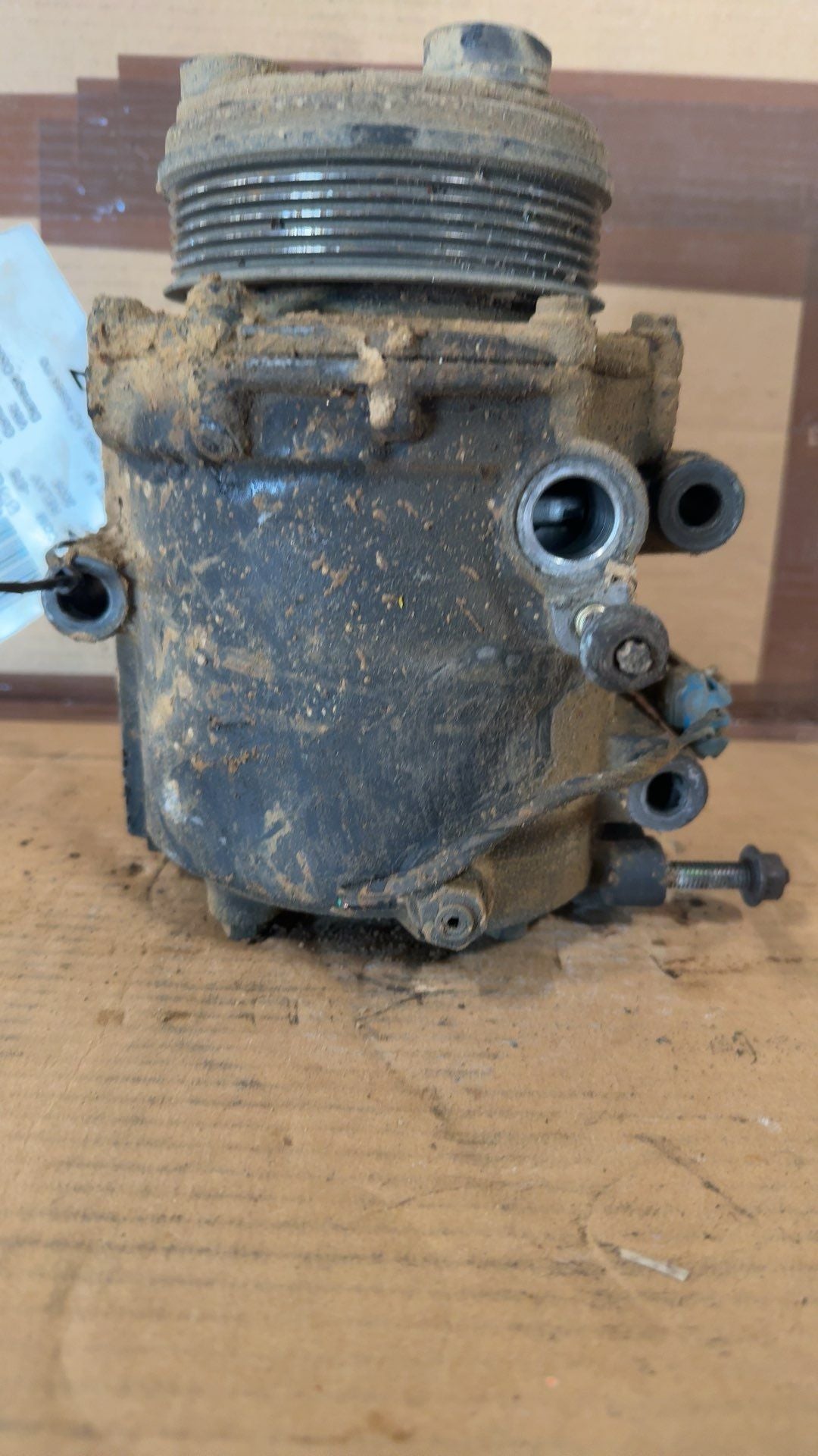 2005 2006 Buick Terraza, Chevrolet Uplander, Pontiac Montana, Saturn Relay AC Air Conditioning Compressor with rear opt C69