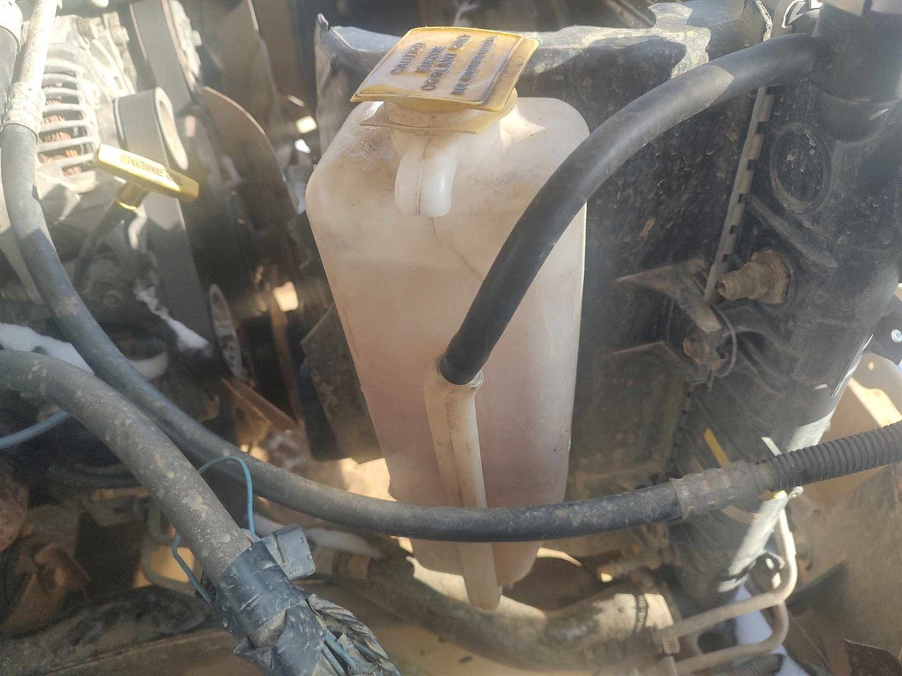 2000 2001 2002 Dodge 2500, Dodge 3500, Dodge 1500 Coolant Overflow Reservoir Tank 5.9L