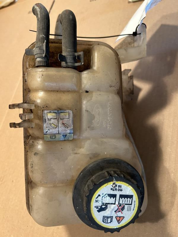 2003 2004 2005 Ford Taurus, Mercury Sable Coolant Overflow Reservoir Tank 3.0L DOHC without sensor