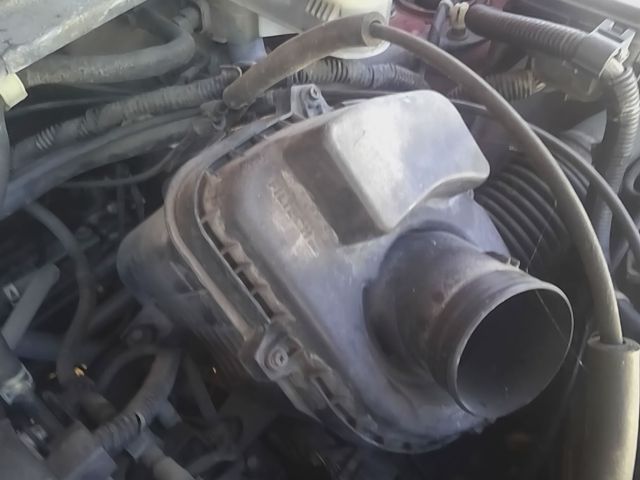 2003 2004 2005 2006 Honda Element Air Cleaner Intake Filter Box 2.4L 4 cylinder