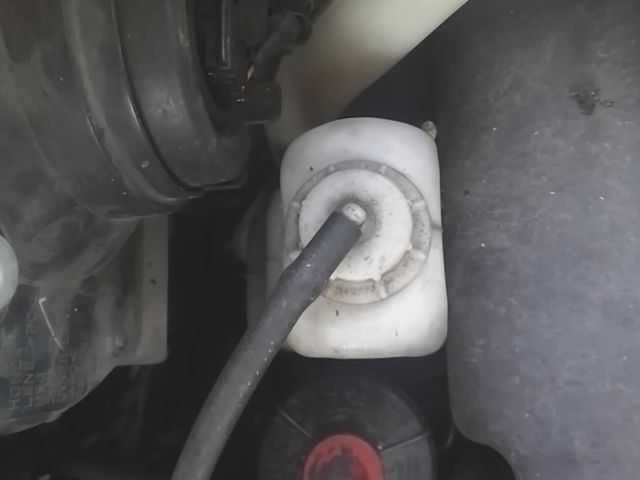 2003 2004 2005 Honda Pilot Coolant Overflow Reservoir Tank
