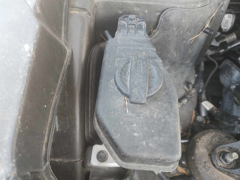 2019 thru 2025 Hyundai Palisade, KIA Telluride, Hyundai Santa FE Coolant Overflow Reservoir Tank SWB