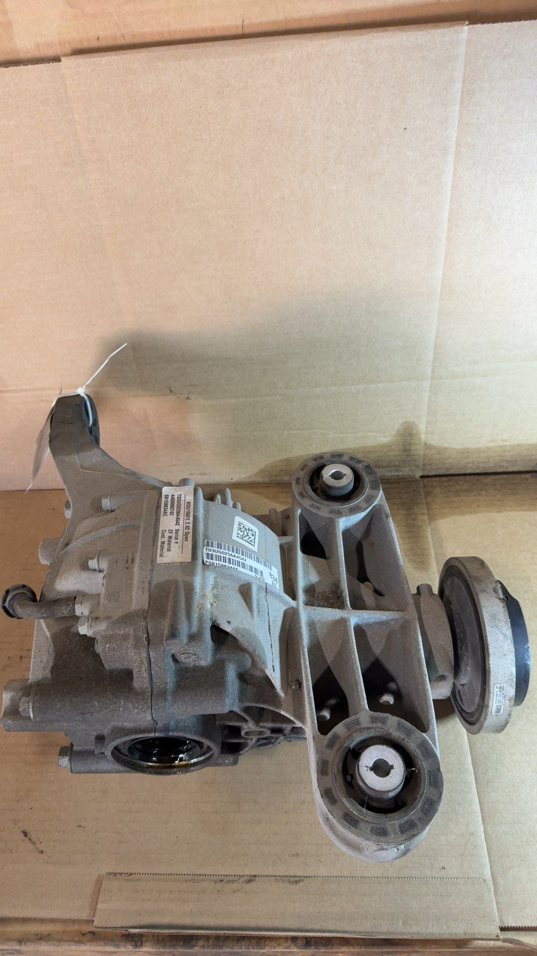 2015 thru 2023 Chrysler 300, Dodge Challenger, Dodge Charger Carrier Assembly 3.6L