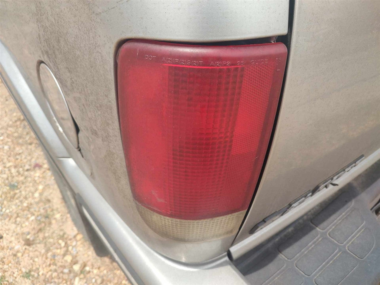 Donor vehicle 1998 Chevrolet Blazer S10/Jimmy S15 (Stock #251123)