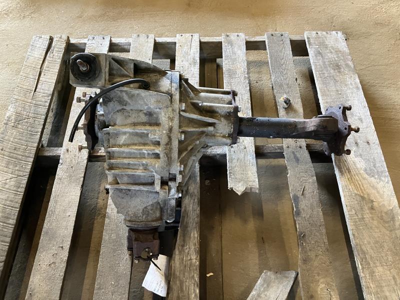 2003 thru 2007 American Motors Hummer H2 Carrier Assembly