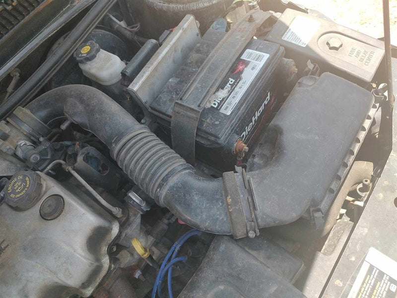 2000 2001 2002 Saturn S Series Air Cleaner Intake Filter Box 1.9L